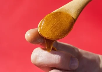 العسل لتكبير الذكر